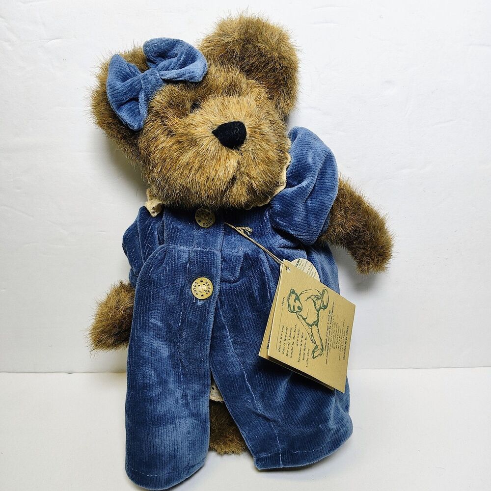 RETIRED!  Boyds Bears "Mrs. Beariwell" 20th Anniversary